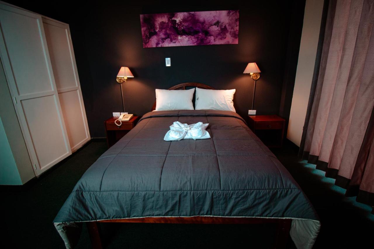 Saint Germain Hotel Trujillo Exteriör bild